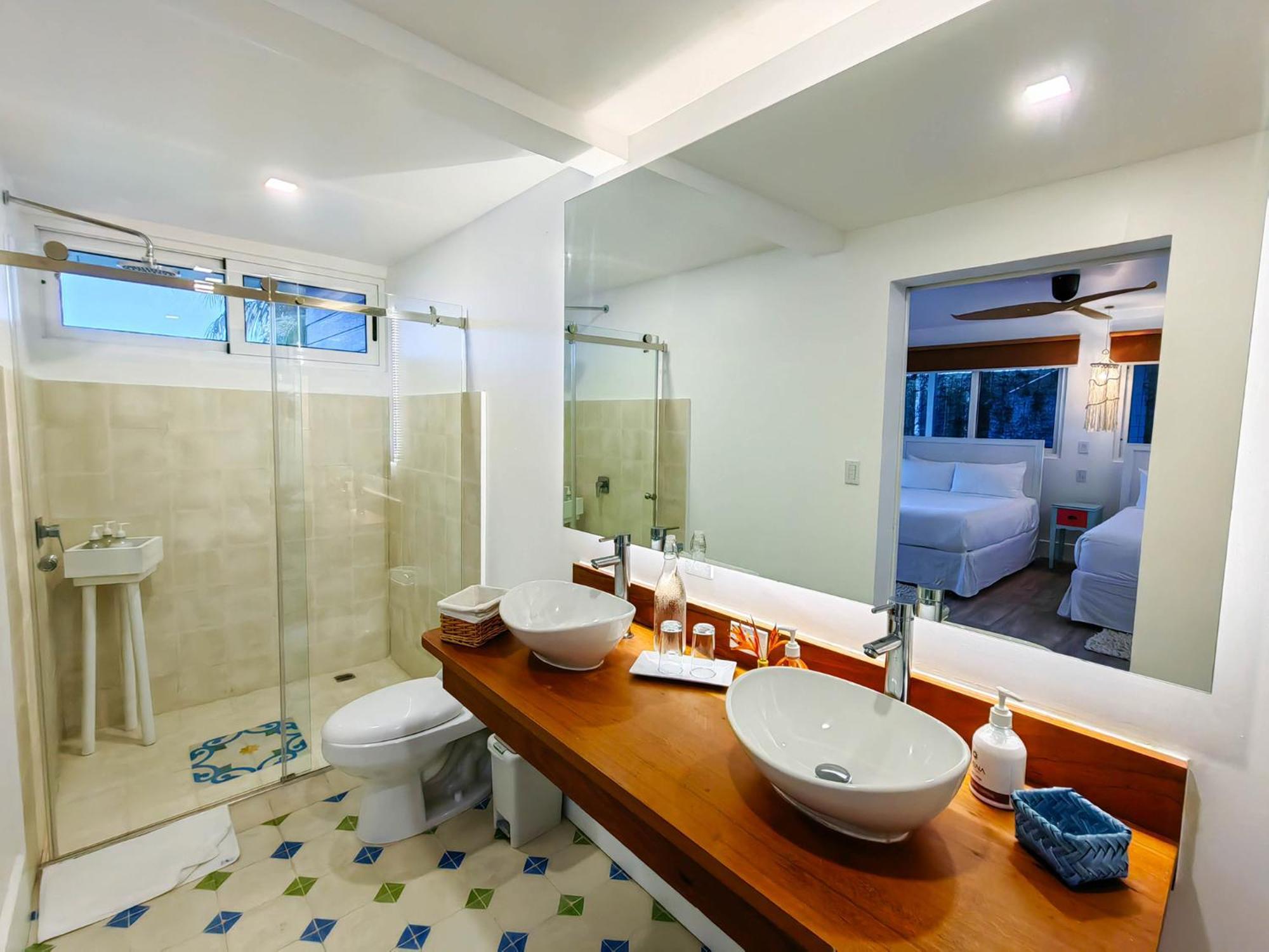 Tortuga Lodge & Gardens By Boeena ตอร์ตูเกโร ภายนอก รูปภาพ