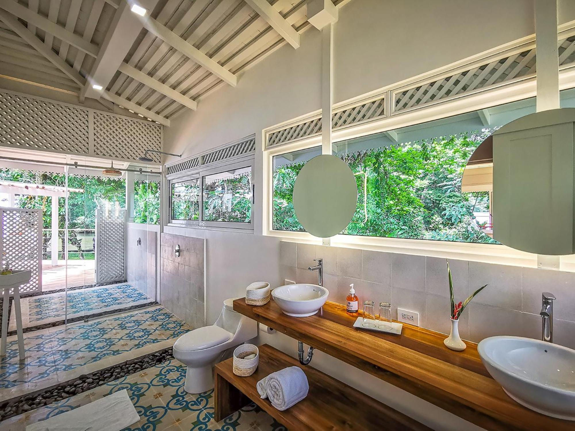 Tortuga Lodge & Gardens By Boeena ตอร์ตูเกโร ภายนอก รูปภาพ